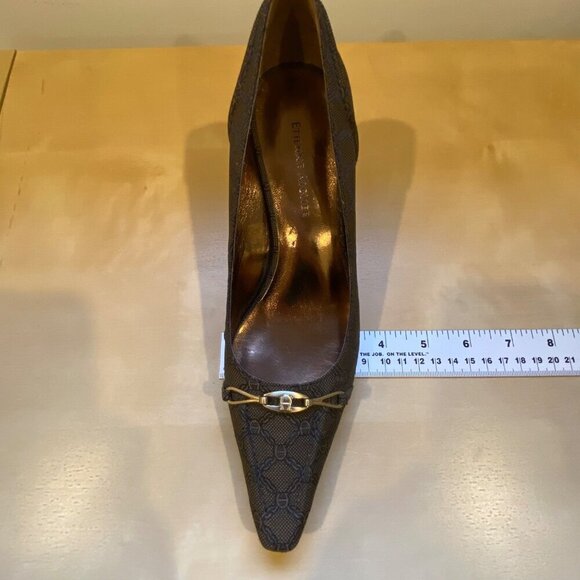 Etienne Aigner Brown Designer Patterned Kitten Heels tan brown gold bow Size 5.5 - Picture 13 of 16